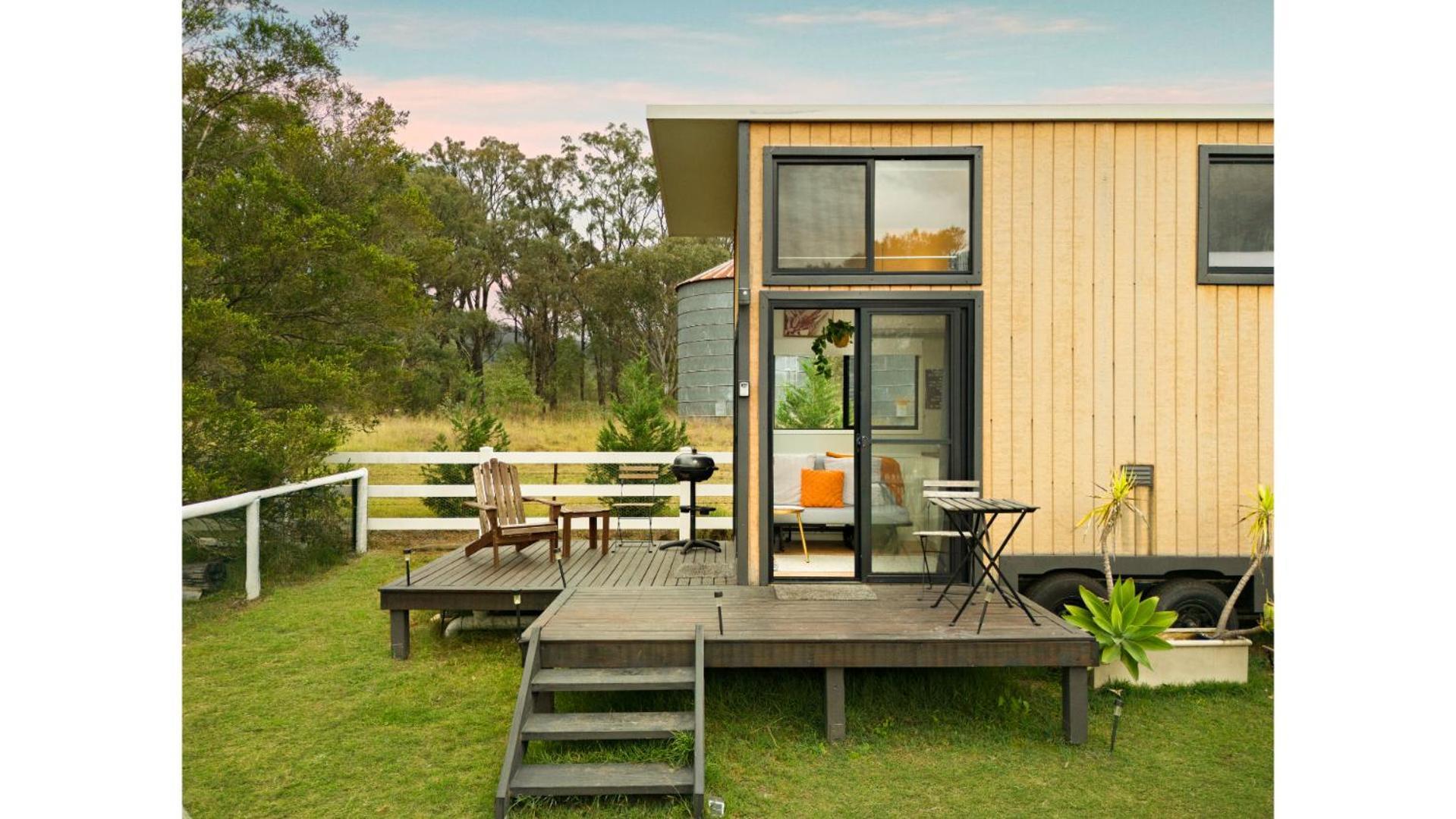 Yellow Rock Views By Tiny Away Broke Exterior photo